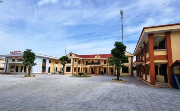 1 Tru So Phuong Dong Cua Tat Ca Can Bo Di Du Lich Trong Ngay Lam Viec