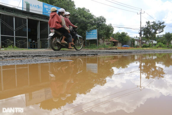 2 Hang Nghin Ho Bom Tren Tuyen Duong Huyet Mach Cua Dak Nong