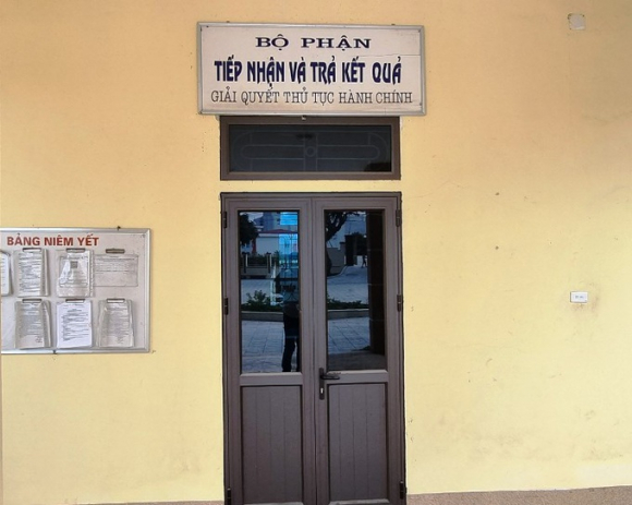 2 Tru So Phuong Dong Cua Tat Ca Can Bo Di Du Lich Trong Ngay Lam Viec