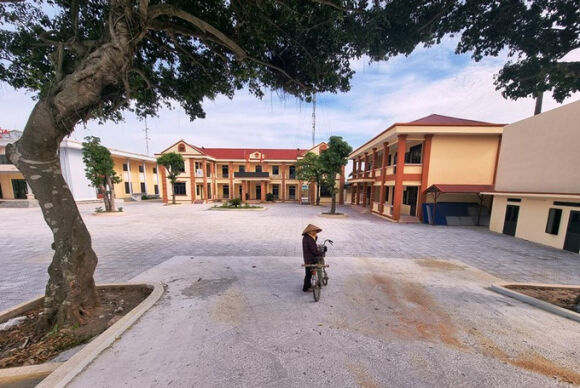 4 Tru So Phuong Dong Cua Tat Ca Can Bo Di Du Lich Trong Ngay Lam Viec