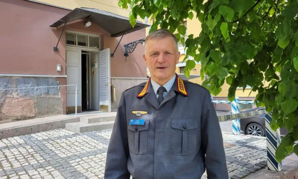 1 Phan Lan San Sang Khang Cu Manh Me Neu Nga Tan Cong