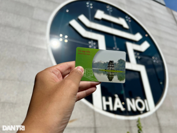 2 Gia Xang Tang Dan Cong So O Ha Noi Dap Xe Di Lam Thay O To Bang Tau Dien