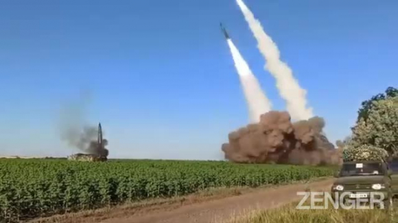 1 Ukraine Dap Tra Phong Ten Lua Dan Dao Vao Vi Tri Chan Giu Cua Quan Doi Nga