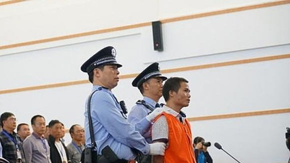 2 Nghich Tu Tung Gay Rung Dong Trung Quoc