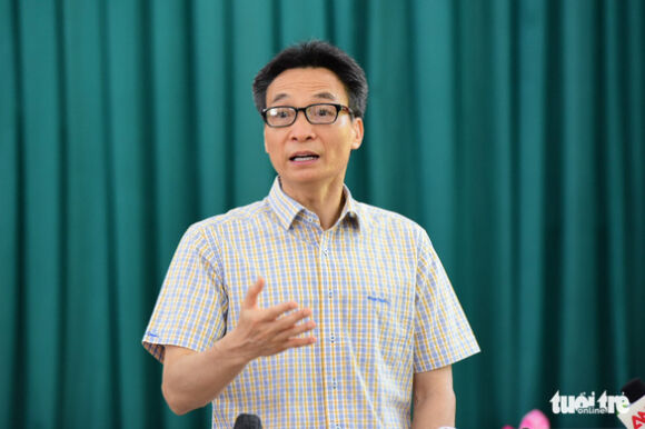 2 Pho Thu Tuong Vu Duc Dam Kiem Tra Cong Tac Phong Chong Sot Xuat Huyet Tai Tphcm