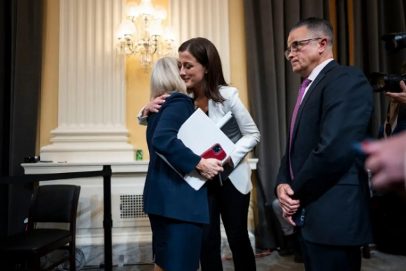 2 Phien Dieu Tran Dat Dau Cham Het Cho Loi Bien Ho Tu Ong Trump