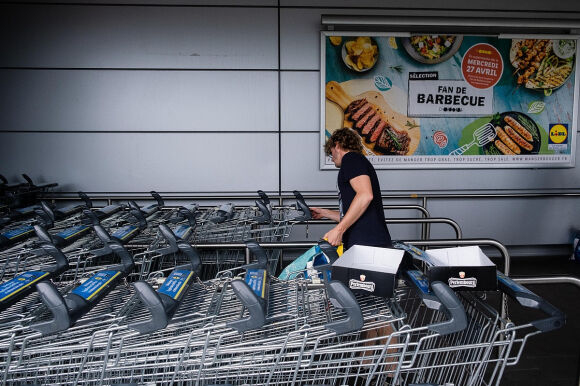 1 Lam Phat Khu Vuc Dong Euro Tang Ky Luc