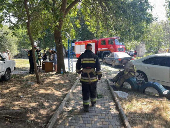 9 Hinh Anh Tan Hoang Cua Khu Chung Cu Tai Odessa Sau Khi Trung Ten Lua Nga