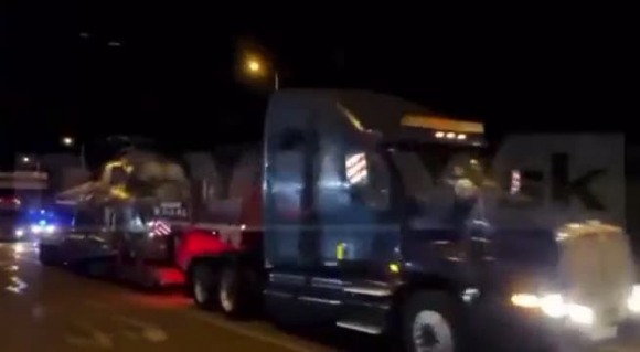 1 Hinh Anh Qua Trinh Van Chuyen Truc Thang Quan Su Cua Slovakia Cho Ukraine