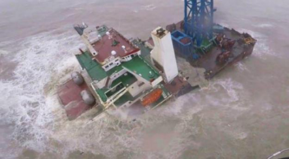 1 Tim Thay 12 Thi The Trong Vu Dam Tau Ngoai Khoi Hong Kong Trung Quoc