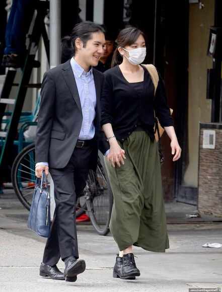 2 Cong Chua Nhat Tu Bo Tat Ca Vi Tinh Yeu Lang Nghe Noi Long Nguoi Cha