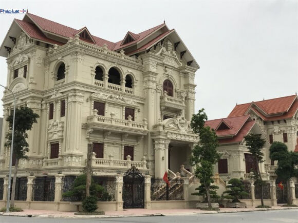 1 Quan Chuc Song Bang Qua Bieu Phai Bi Xu Toi Lam Giau Bat Chinh