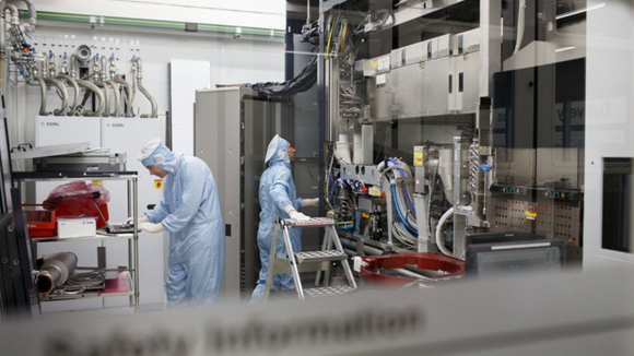 1 Chinh Phu My Tim Cach Ngan Ha Lan Ban Thiet Bi San Xuat Chip Cho Trung Quoc