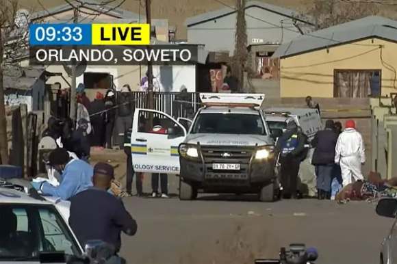 1 Xa Sung Trong Quan Bar O Nam Phi It Nhat 14 Nguoi Thiet Mang