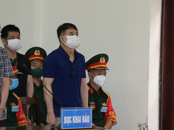 2 Cuu Tu Lenh Vung Canh Sat Bien Bao Cho Tau Buon Lau Toa Do De Khong Bi Kiem Tra