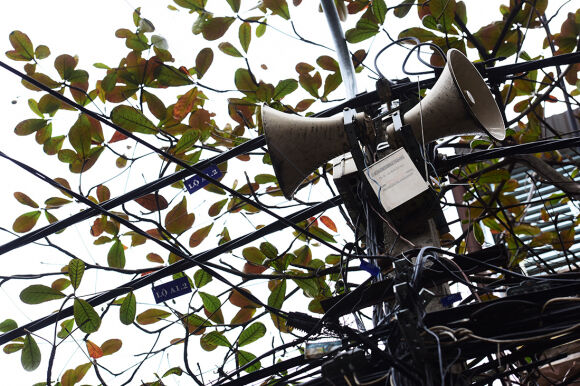 Xin đừng lãng phí nhân lực, vật lực vào những cái "loa phường" nữa!