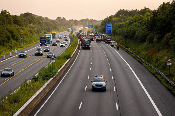 Đường cao tốc miễn thu phí, không giới hạn tốc độ tại Đức