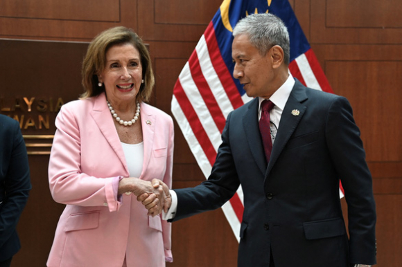 1 May Bay Cho Ba Pelosi Da Roi Malaysia Co The Toi Dai Loan Toi Nay 2 8