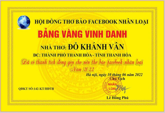 4 Cuoi Nga Nghieng Voi Bang Vang Vinh Danh Cua Hoi Dong Tho Bao Facebook Nhan Loai
