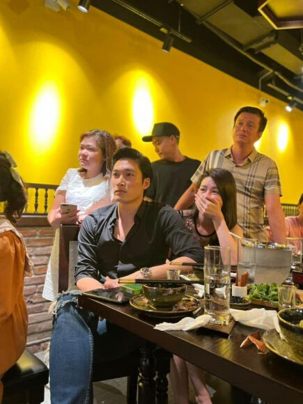 3 Dan Dien Vien Thuong Ngay Nang Ve Khoc Nuc No Khi Cung Nhau Xem Tap Cuoi