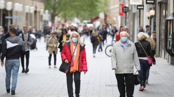 1 Duc Dung Ben Bo Vuc Suy Thoai Kinh Te