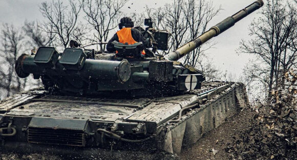 5 Ukraine Tung Hinh Anh Xe Tang T 90 Nga Bi Ban No Tung