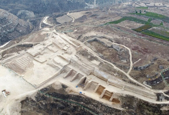 Kinh ngạc trước phát hiện mới tại kim tự tháp rộng ngang 10 sân bóng đá