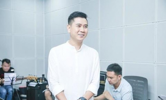 2 Ho Hoai Anh Va Hong Dang Se Phai Lam Viec Voi So Vhtt Ha Noi Sau Khi Giai Trinh Tai Co Quan