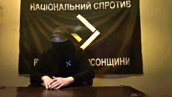 1 Du Kich Ukraine Chien Dau Chong Lai Quan Doi Nga