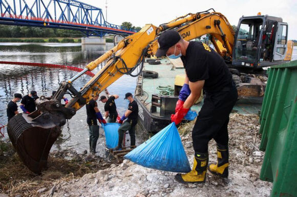 17 Bi An Vu Ca Chet Trang Song O Bien Gioi Duc Ba Lan