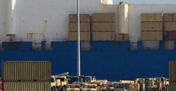 3 Cang O Hy Lap Tro Thanh Trung Tam Tap Ket Vu Khi Cua My