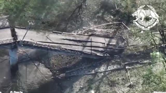 1 Dac Nhiem Ukraine Gai Thuoc No Danh Sap Cay Cau Quan Trong O Donbass