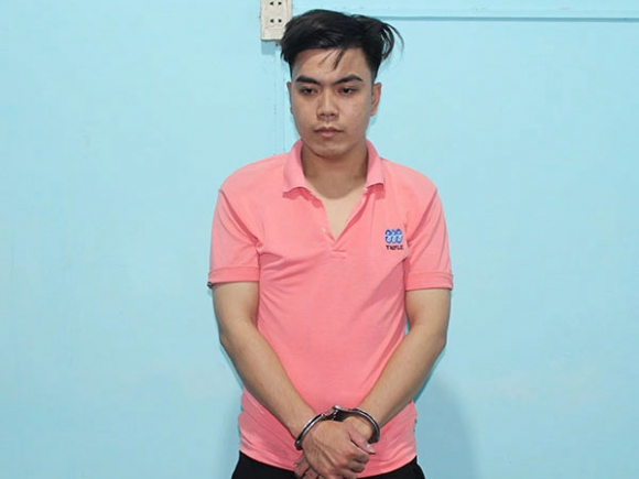 1 Gia Giong Nu Dat Mua My Pham Hen Giao Hang Noi Vang Ve De Hiep Dam Cuop Tai San