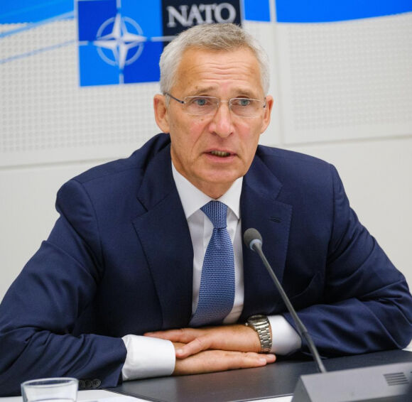1 Tong Thu Ky Nato Giai Phap Tot Nhat Cho Hoa Binh La Tang Cuong Tro Giup Quan Su Cho Ukraine