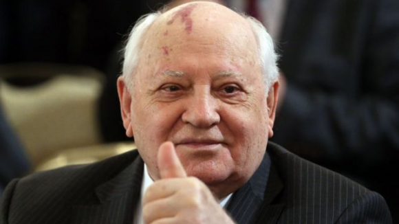 2 Mikhail Gorbachev Nguoi Khong Cuu Noi Lien Xo Da Qua Doi