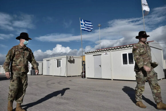 1 Cang Bo Hoang O Hy Lap Tro Thanh Diem Tap Ket Vu Khi My