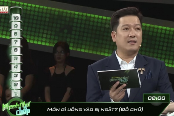 Câu đố tiếng Việt: "Món gì uống vào bị ngất?"