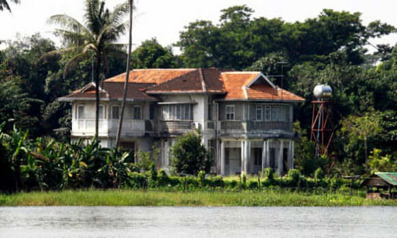 1 Anh Em Ba Suu Kyi Tranh Chap Biet Thu Lich Su Toa An Phai Can Thiep