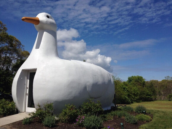 10 tòa nhà kỳ lạ nhất thế giới