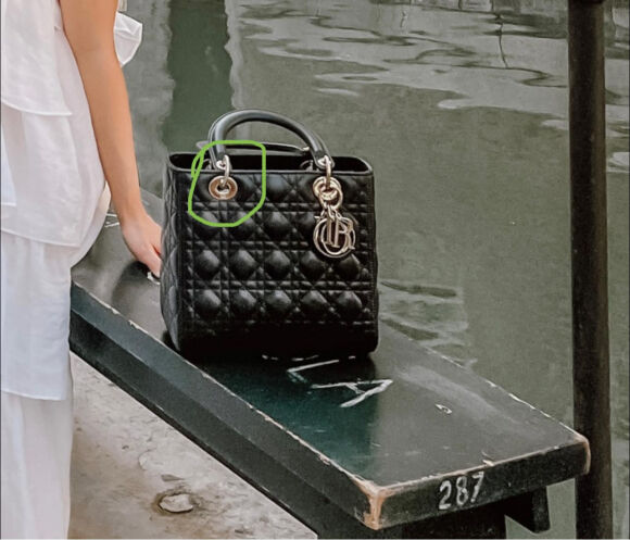 3 Mot Phut Lo La Nu Du Khach Viet Bun Run Khi Bi Dan Canh Cuop Tui Tram Trieu