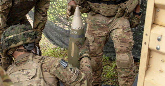 2 Ten Lua Hellfire Cua My Dang Toi Ukraina Khi Chien Truong Quan Trong O Kherson Dang Nong Len