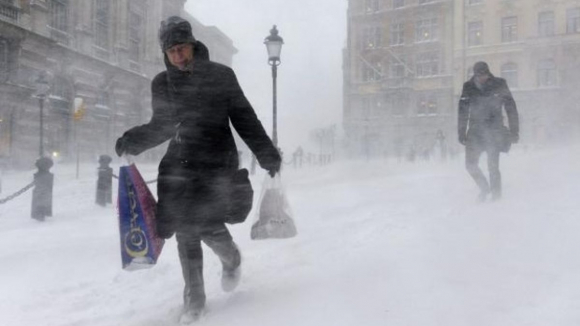 1 Chau Au Dang Chuan Bi Gi Cho Mot Mua Dong Lanh Gia Can Ke