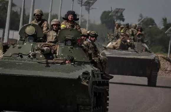 1 Ukraine Tuyen Bo Lat Nguoc The Co Nga  Tiep Tuc Phao Kich