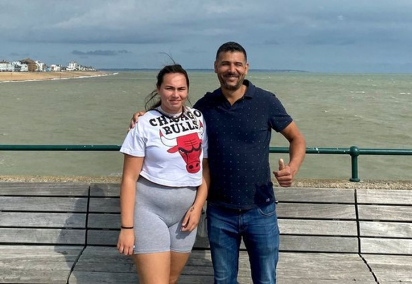 1 Co Gai Tim Duoc Cha Qua Facebook Sau Nhieu Nam That Lac