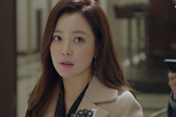 Giúp việc liên tục kêu mất tiền, tôi định đuổi thì phát hiện chuyện đáng sợ