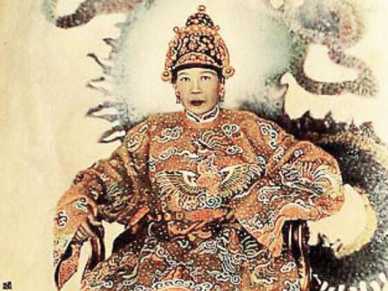 Vì sao vua Dục Đức chỉ ngồi ngai vàng được 3 ngày đã bị phế truất và chết thảm?