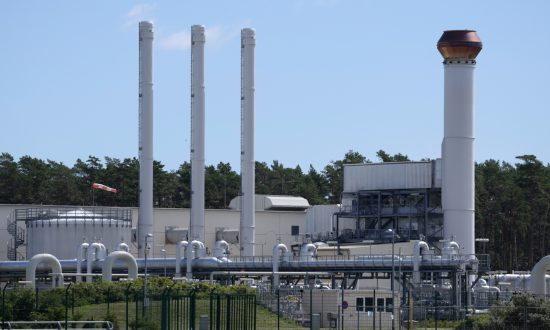 1 Thang Du Ngan Sach Thang 8 Cua Nga Giam Manh