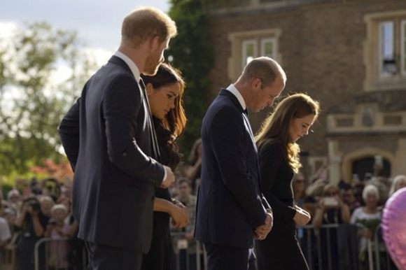 7 William Va Harry Voi Lan Tai Hop Day Am Vang Am Anh Cua Qua Khu