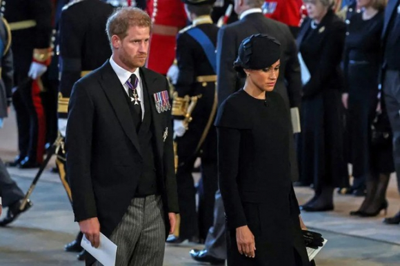 1 Harry Va Meghan Khong Duoc Moi Du Tiec Cua Vua Charles