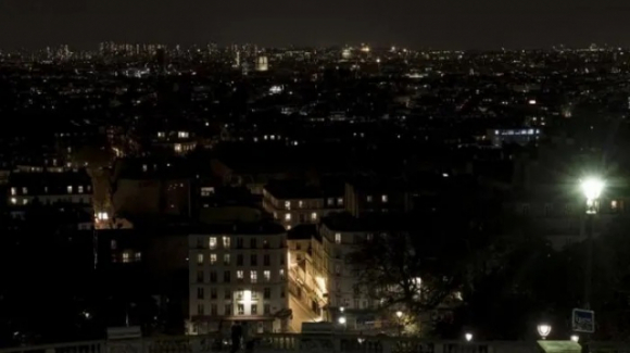 1 Phap Co The Cat Dien Luan Phien Vao Mua Dong